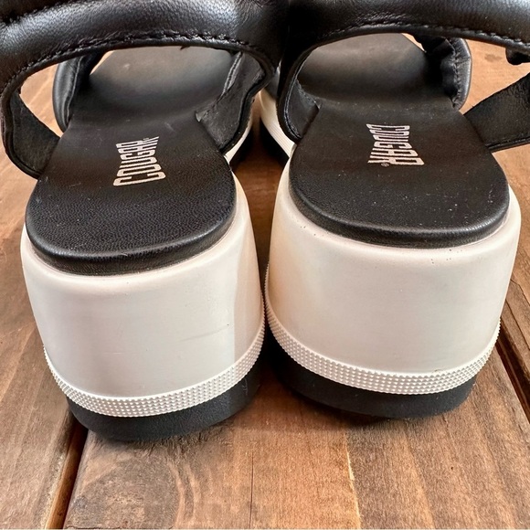 Cougar Sporty Wedge Sandals Black Quilted Nappa Leather Size 9 - Picture 6 of 7